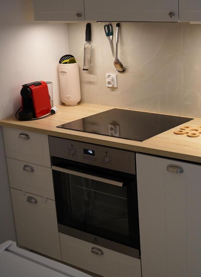 Nice Apartament With Small Tub Варшава Экстерьер фото