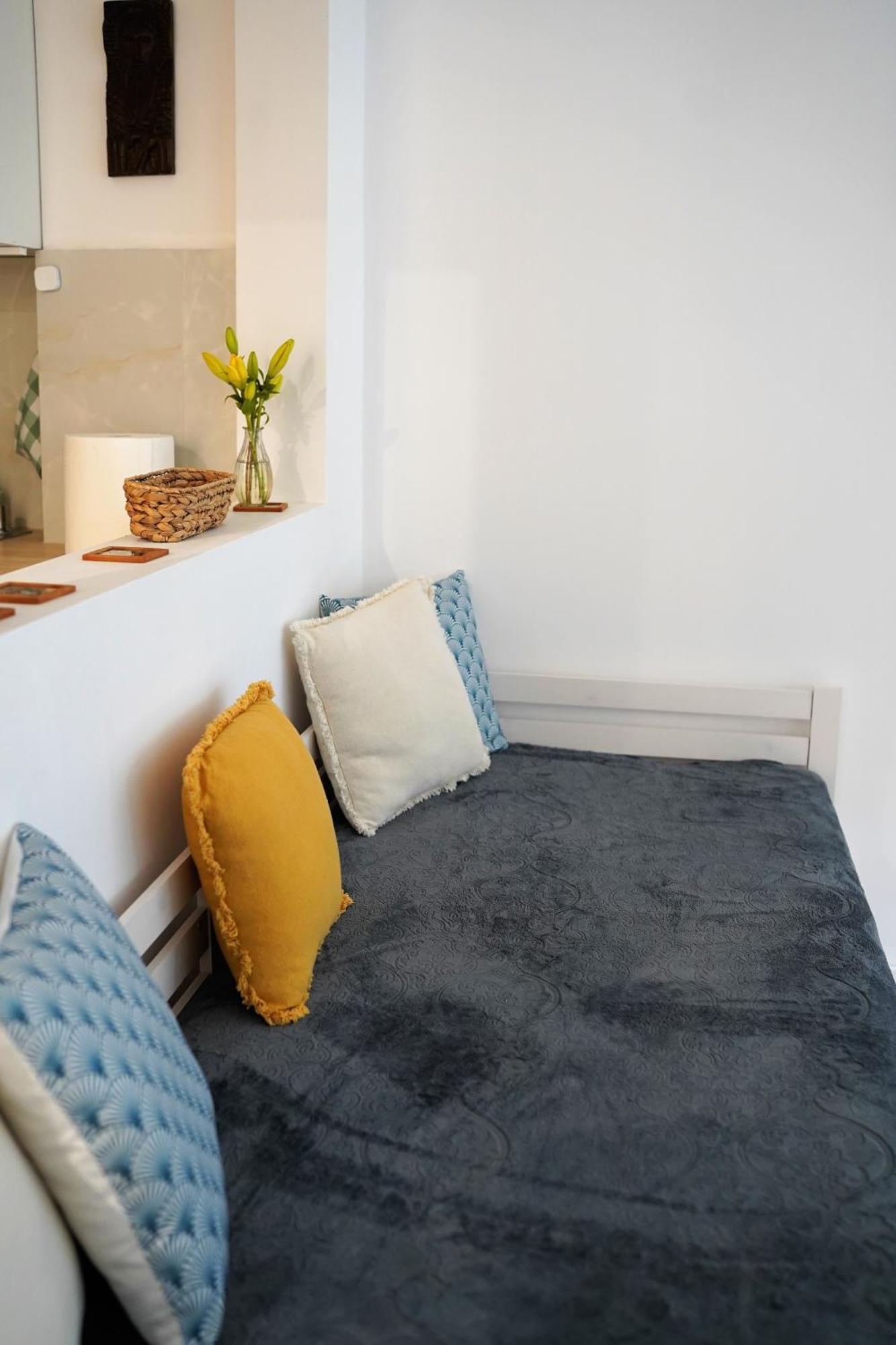 Nice Apartament With Small Tub Варшава Экстерьер фото
