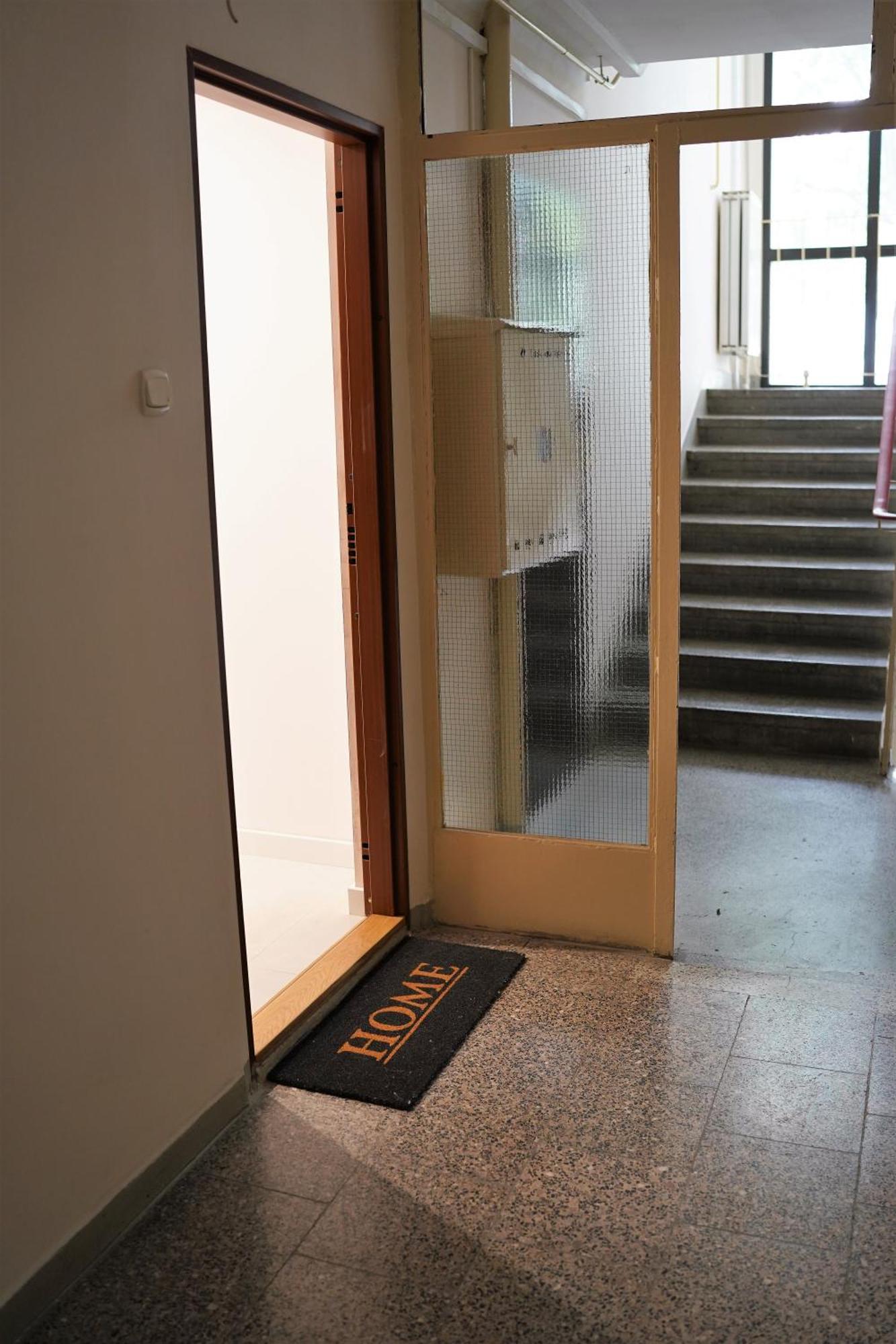 Nice Apartament With Small Tub Варшава Экстерьер фото
